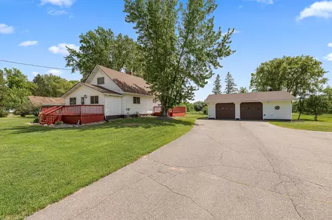 Exterior - 124 E 6th St, Randall, MN 56475 photo 2 of 7