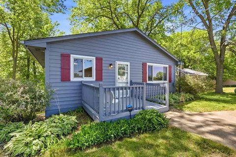 1605 Larson Dr, Mora, MN 55051