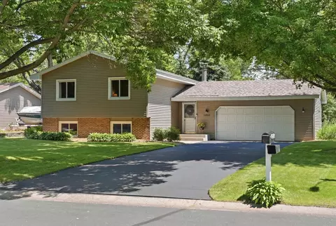 12011 Cree St NW, Coon Rapids, MN 55433