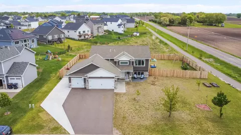 8522 Ebersole Ave NE, Monticello, MN 55362
