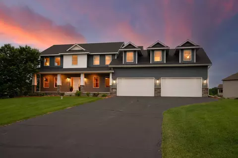 1928 140th Ln NE, Ham Lake, MN 55304