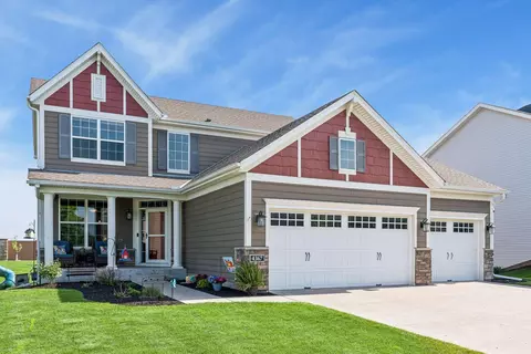 4367 Parkview Cir, Anoka, MN 55303