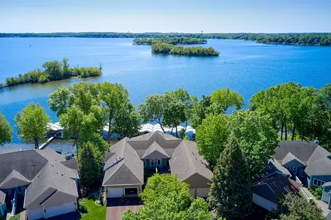 3008 Pelican Point Cir, Mound, MN 55364