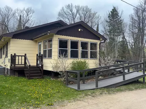 Exterior - 37373 Hanson Rd, Bigfork, MN 56628 photo 4 of 23