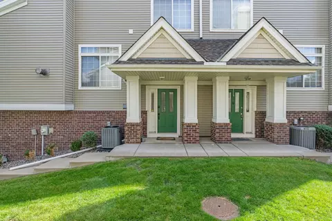 208 Christenson Way NE, Fridley, MN 55432