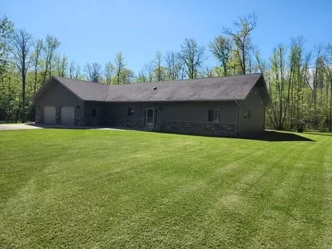 36173 W County Line Rd, Hill City, MN 55748