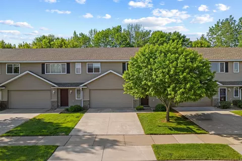 6928 91st St NE, Monticello, MN 55362