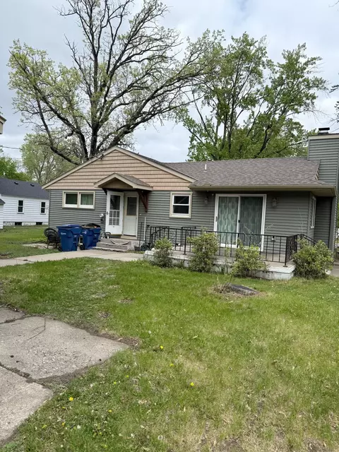 443 6th St NE, Saint Cloud, MN 56304