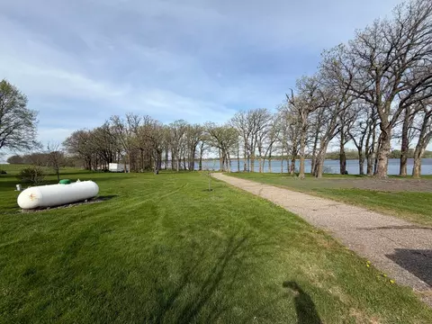 13627 130th Ave, Villard, MN 56385