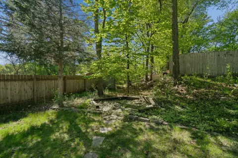 Exterior - 75 Pleasant Ln E, Excelsior, MN 55331 photo 4 of 8