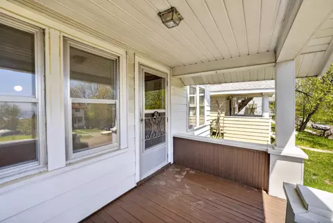 Exterior - 2711 W 9th St, Duluth, MN 55806 photo 1 of 7