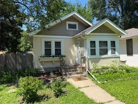 3411 Queen Ave N, Minneapolis, MN 55412