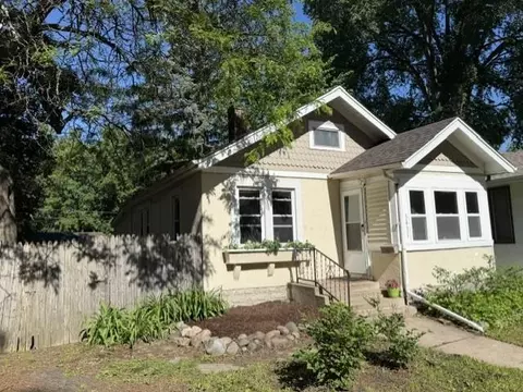 3411 Queen Ave N, Minneapolis, MN 55412
