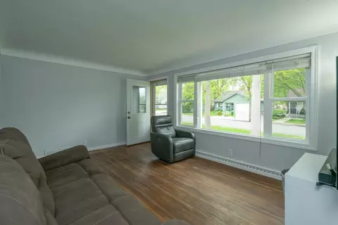 Living - 920 11th Ave NE, Brainerd, MN 56401 photo 3 of 3