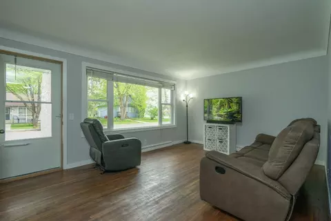 Living - 920 11th Ave NE, Brainerd, MN 56401 photo 2 of 3
