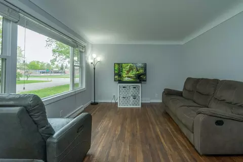 Living - 920 11th Ave NE, Brainerd, MN 56401 photo 1 of 3