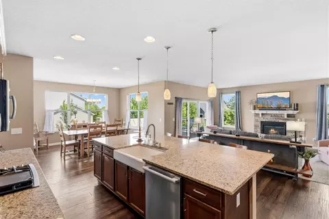 Kitchen - 3863 Founders Path, Chaska, MN 55318 photo 3 of 3
