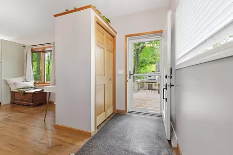 Entry Way - 8568 Paradise Beach Rd, Brainerd, MN 56401 photo 4 of 6