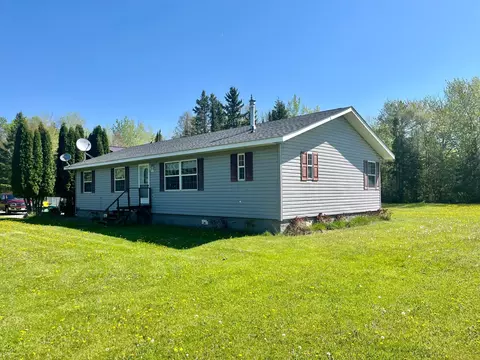 25573 Jolanne Ln, Bovey, MN 55709