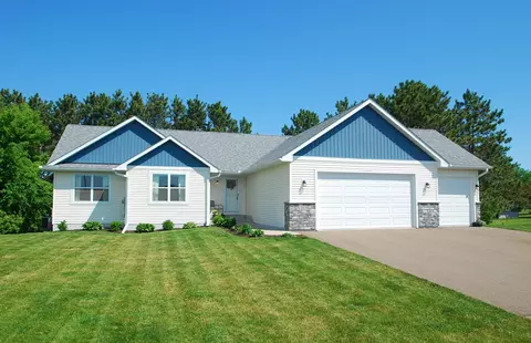 1257 Pinewood Trl, New Richmond, WI 54017