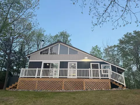 3349 21st Ave NW, Hackensack, MN 56452