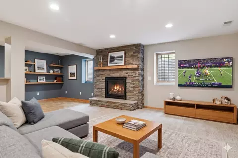 4914 Cedar Scenic Rd, Baxter, MN 56425