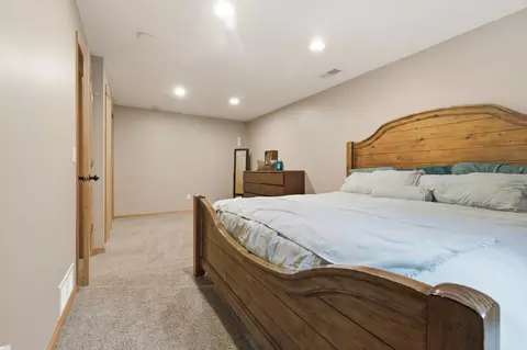 Bedroom - 4914 Cedar Scenic Rd, Baxter, MN 56425 photo 11 of 11