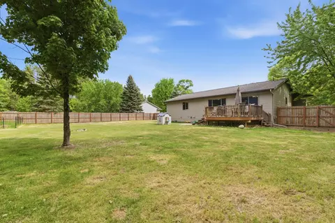 Exterior - 4914 Cedar Scenic Rd, Baxter, MN 56425 photo 5 of 10