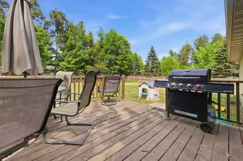 Exterior - 4914 Cedar Scenic Rd, Baxter, MN 56425 photo 3 of 10