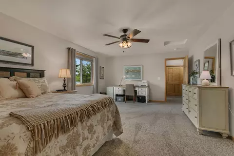 Bedroom - 11448 Leisure Ln, Brainerd, MN 56401 photo 2 of 6