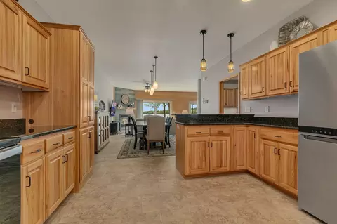 Kitchen - 11448 Leisure Ln, Brainerd, MN 56401 photo 4 of 4