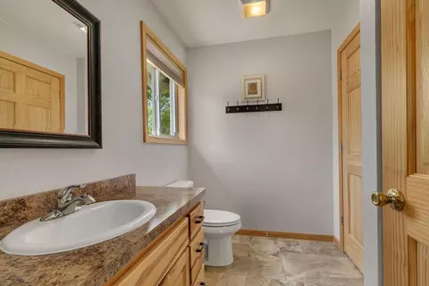 Bath - 11448 Leisure Ln, Brainerd, MN 56401 photo 3 of 5