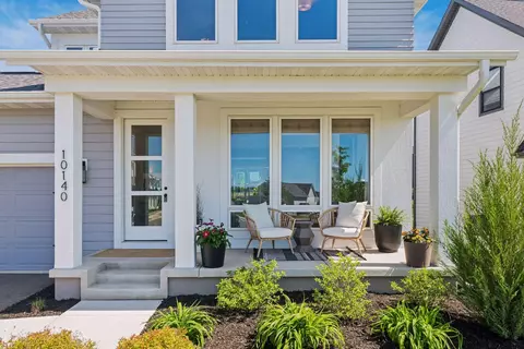 10140 Harvest Trl, Chaska, MN 55318