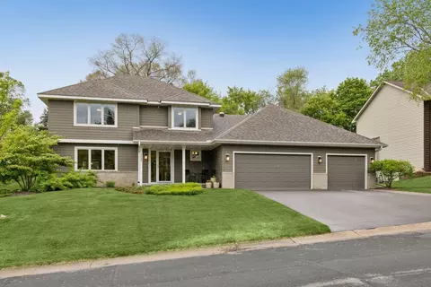 1433 Appaloosa Trl, Eagan, MN 55122