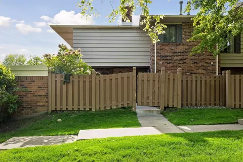 3680 Independence Ave S #10, Saint Louis Park, MN 55426