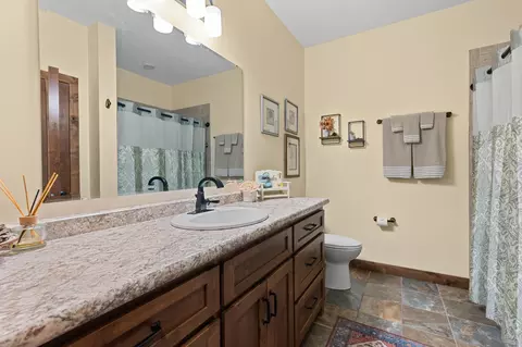 Bath - 16605 Piper Ln, Brainerd, MN 56401 photo 1 of 4