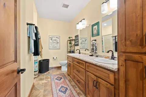 Bath - 16605 Piper Ln, Brainerd, MN 56401 photo 4 of 4