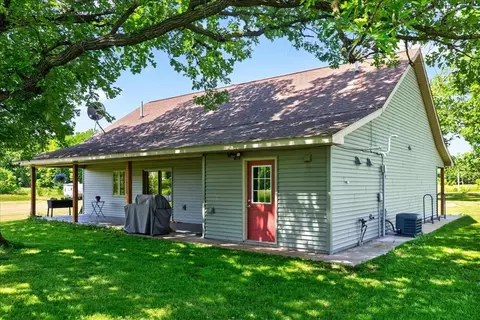 Exterior - 10366 80th Ave, Milaca, MN 56353 photo 5 of 8