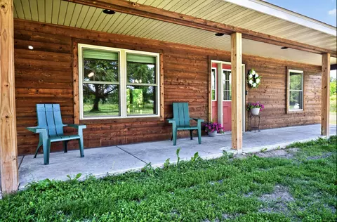 Exterior - 10366 80th Ave, Milaca, MN 56353 photo 2 of 8