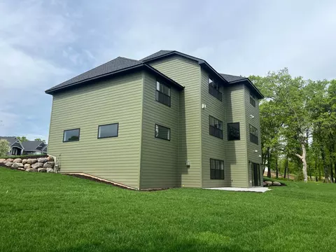 Exterior - 929 200th Ave NW, Cedar, MN 55011 photo 2 of 4
