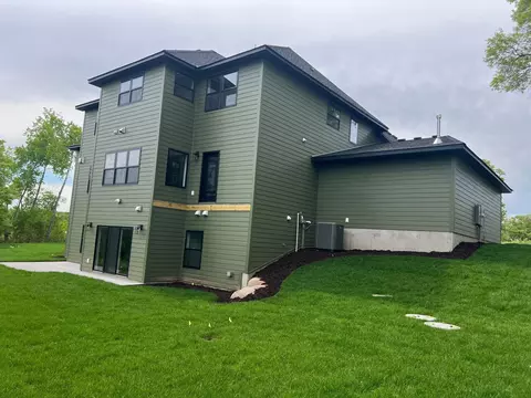 Exterior - 929 200th Ave NW, Cedar, MN 55011 photo 4 of 4