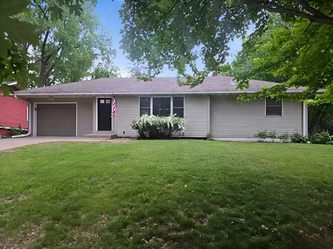 1771 City Heights Dr, Maplewood, MN 55117