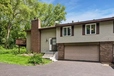 13927 Herald Ct, Apple Valley, MN 55124