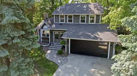 5311 S Park Cir, Savage, MN 55378