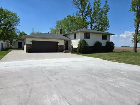 612 7th St NE, Dilworth, MN 56529