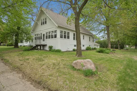 390 Mcgrann St, Green Isle, MN 55338