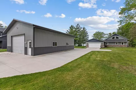 1000 Malone Park Rd, Isle, MN 56342