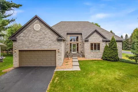 2204 White Pine Rd, Hudson, WI 54016