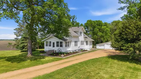 13180 Highway 7, Mayer, MN 55360