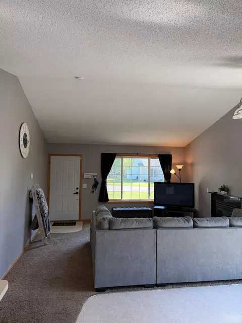 266 1st St SE, Avon, MN 56310 photo 3